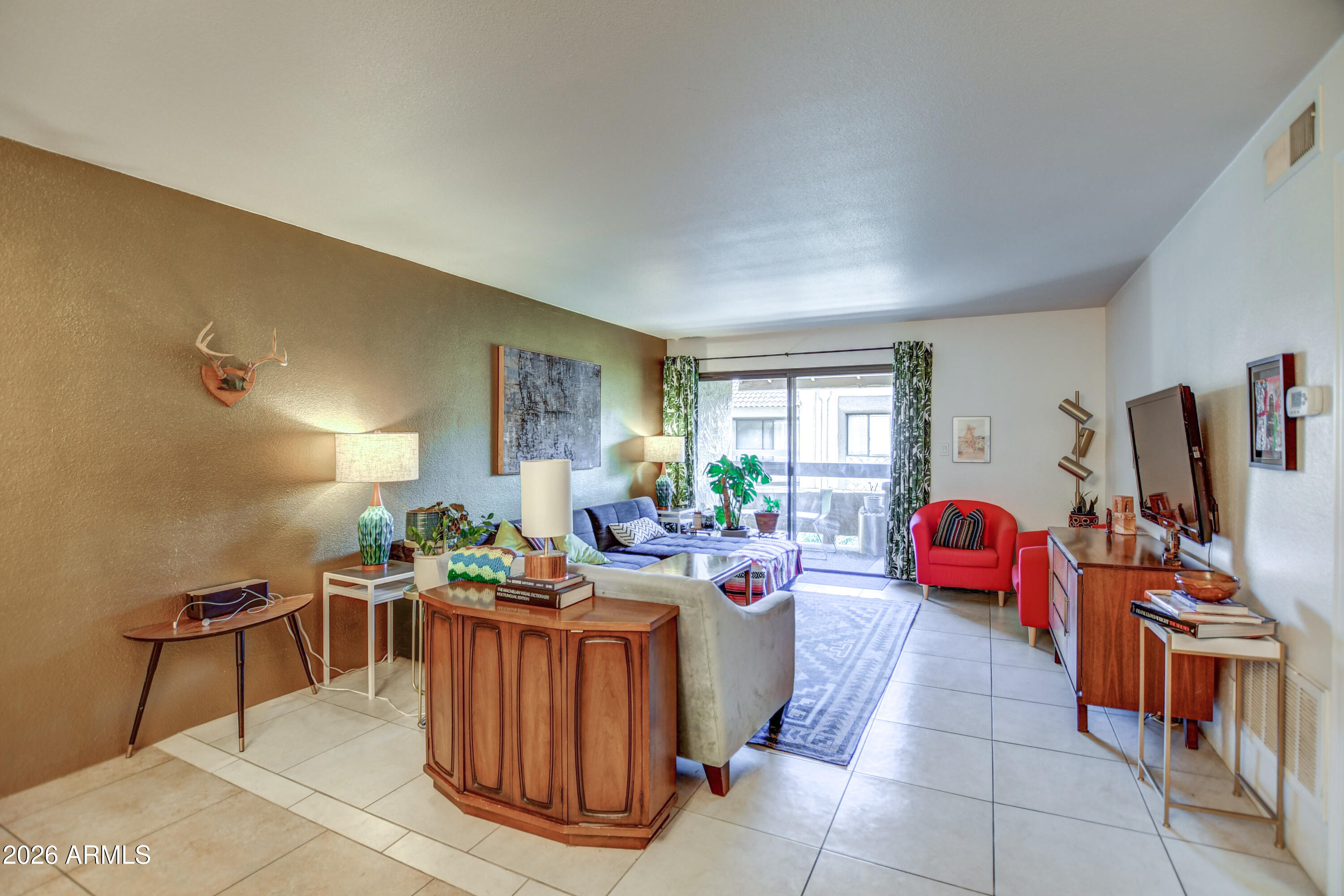 8500 E INDIAN SCHOOL Road 243