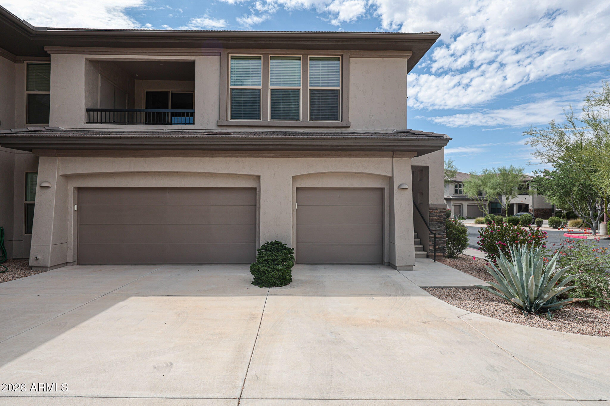 33575 N DOVE LAKES Drive 2033