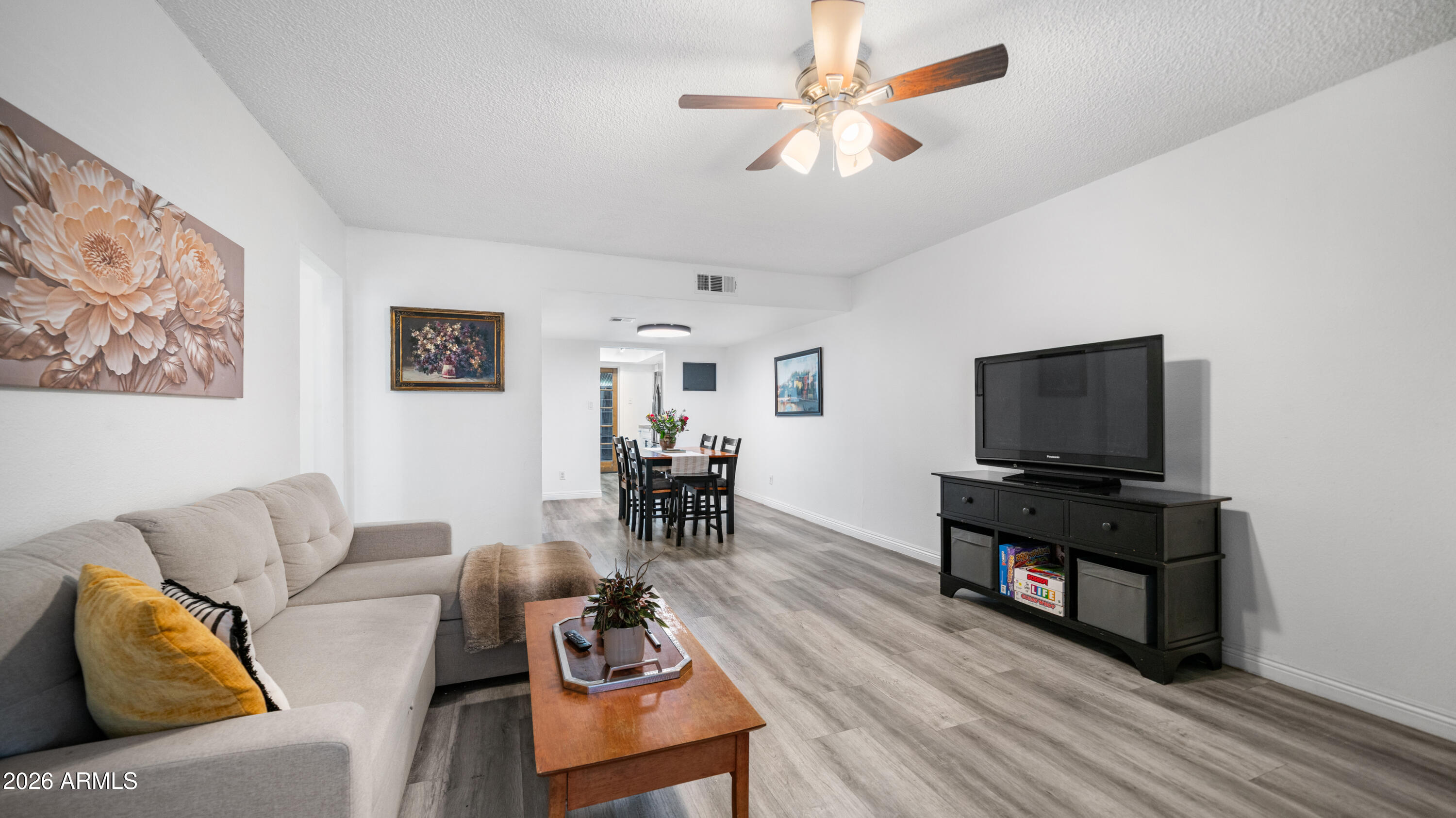 1927 E HAMPTON Avenue 115