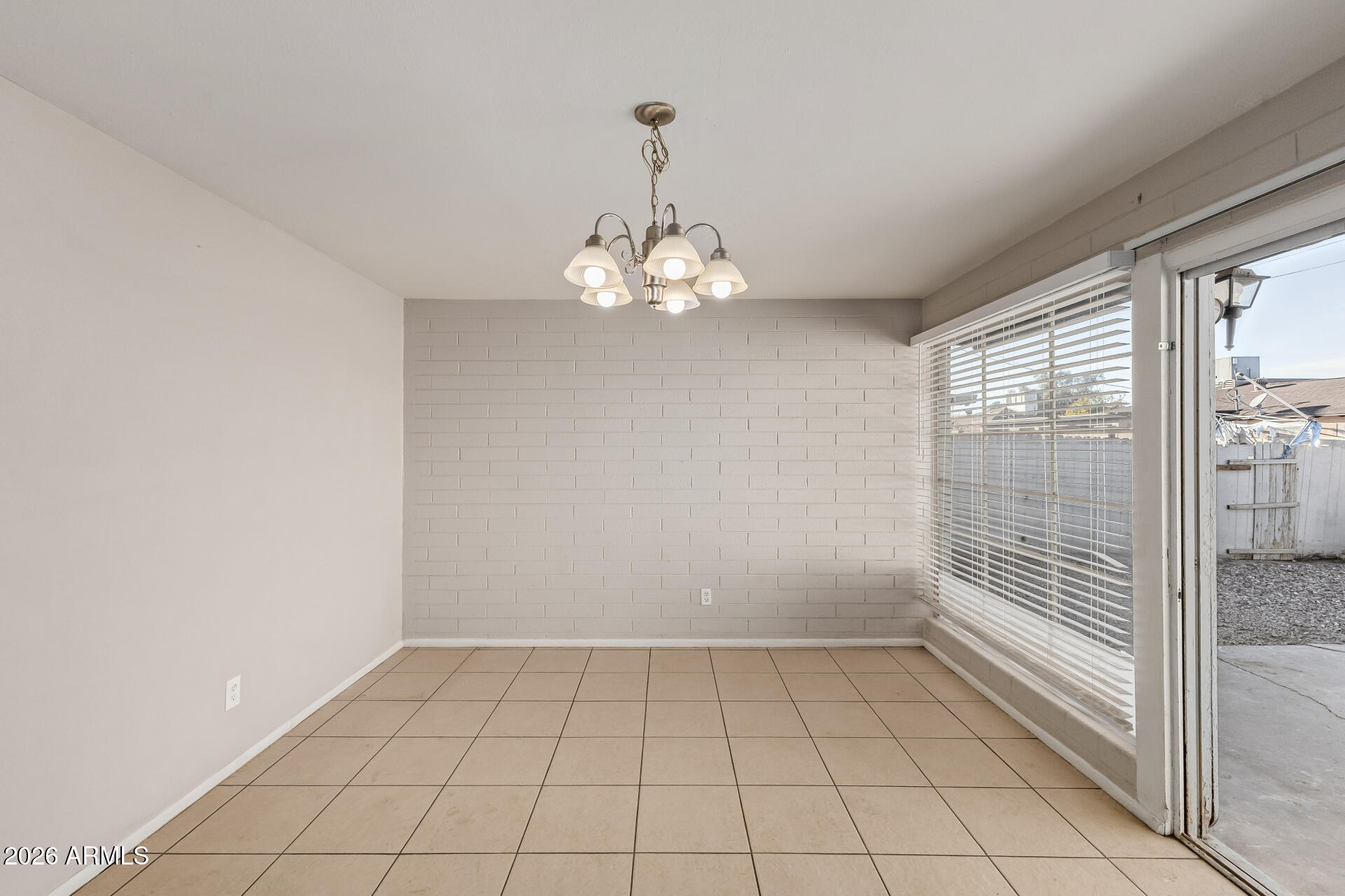 6124 W OREGON Avenue