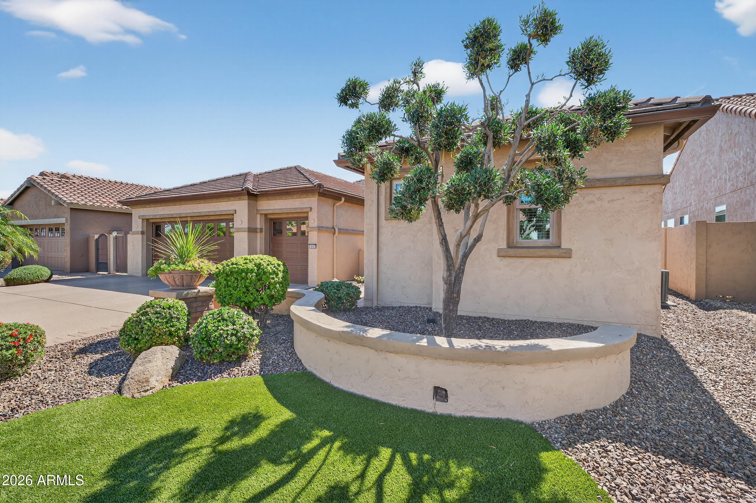 16441 W HOLLY Street