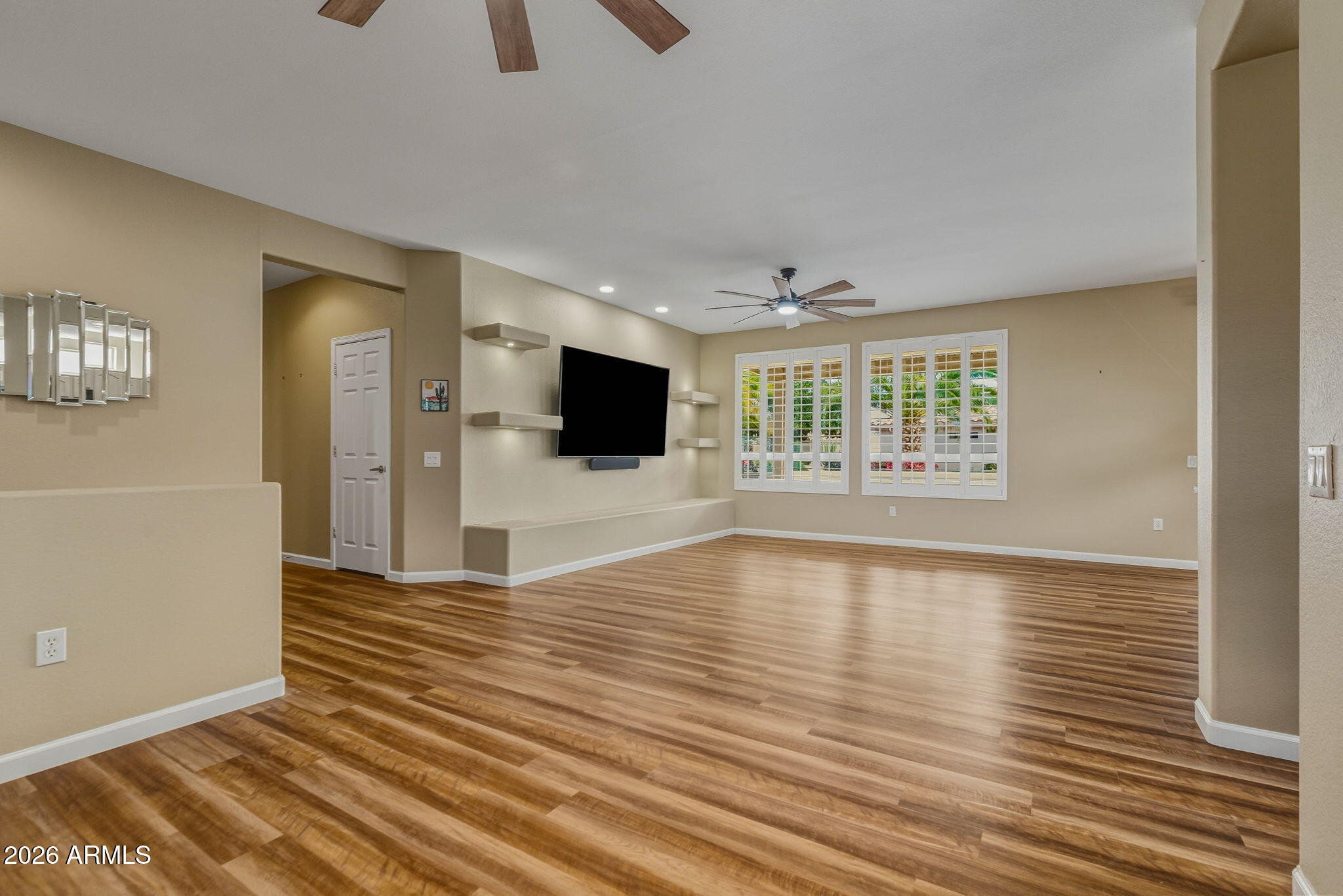 17709 N SOMERSET Drive