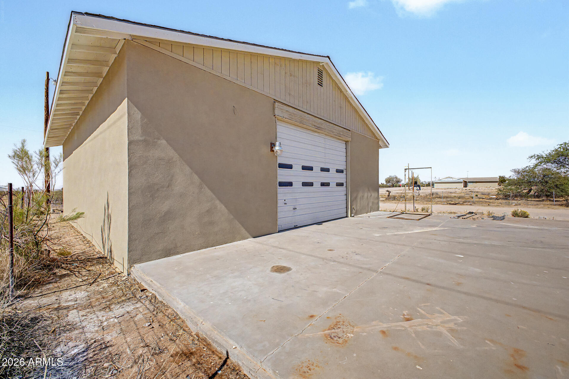 20221 E MAYFIELD Road