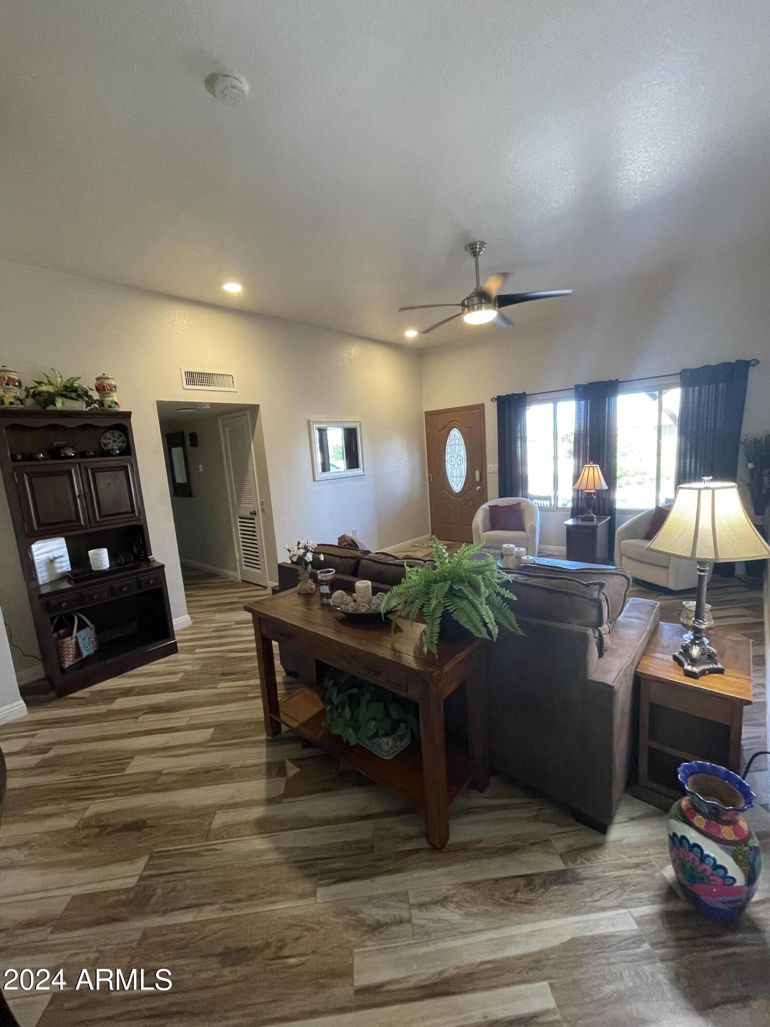 9110 W LONG HILLS Drive