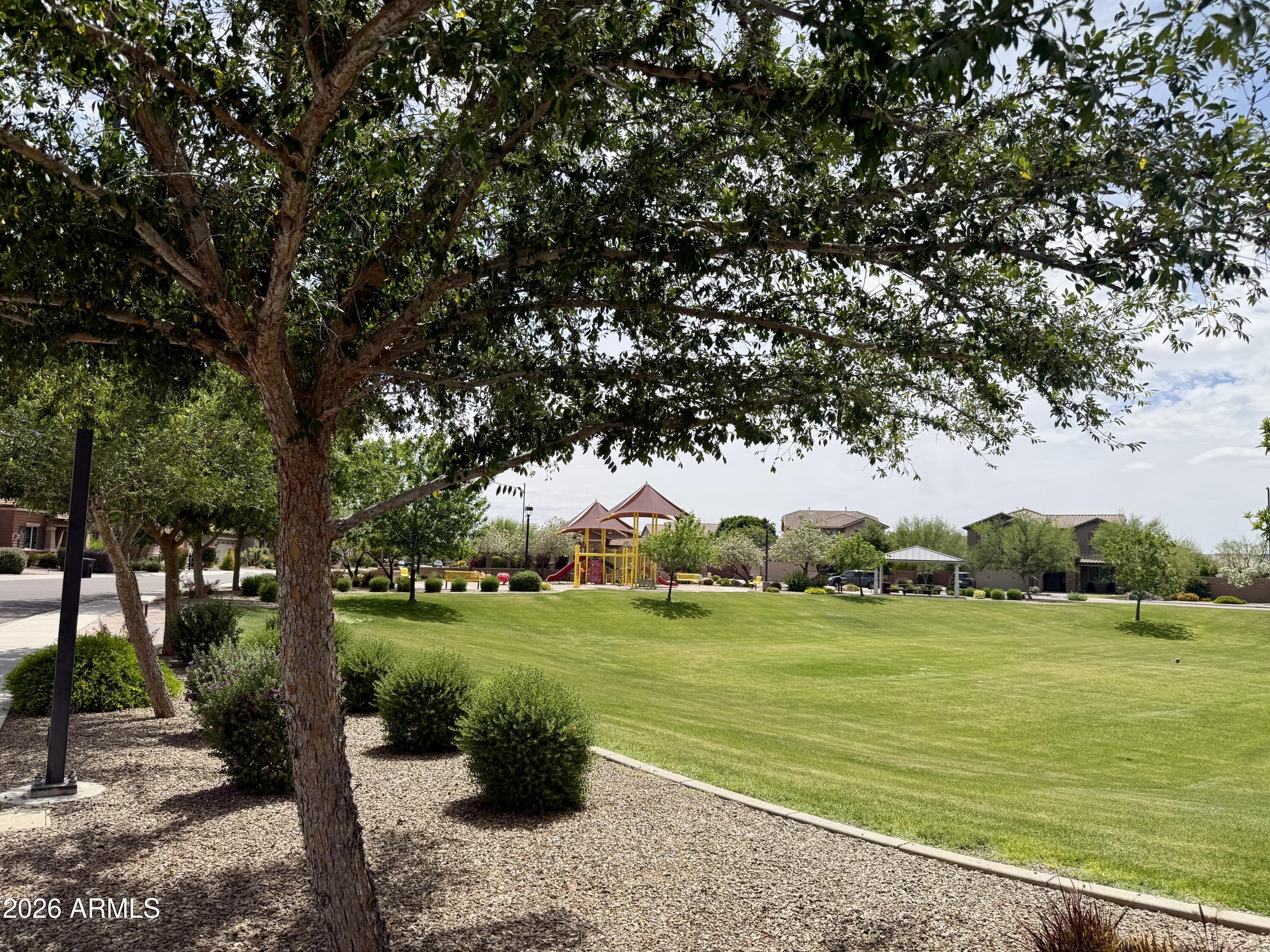 AUTUMN PARK - Residential