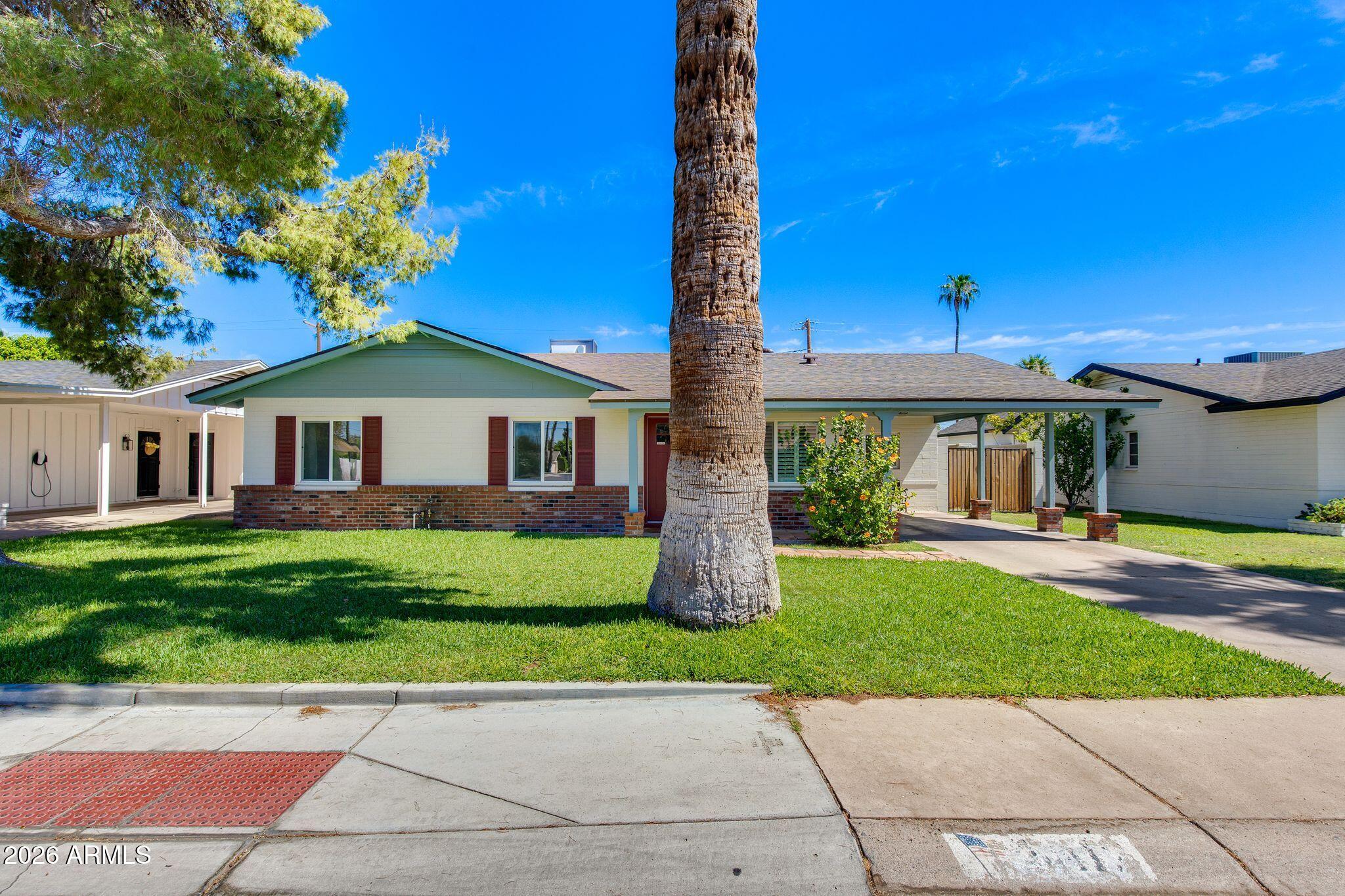 3412 E TURNEY Avenue