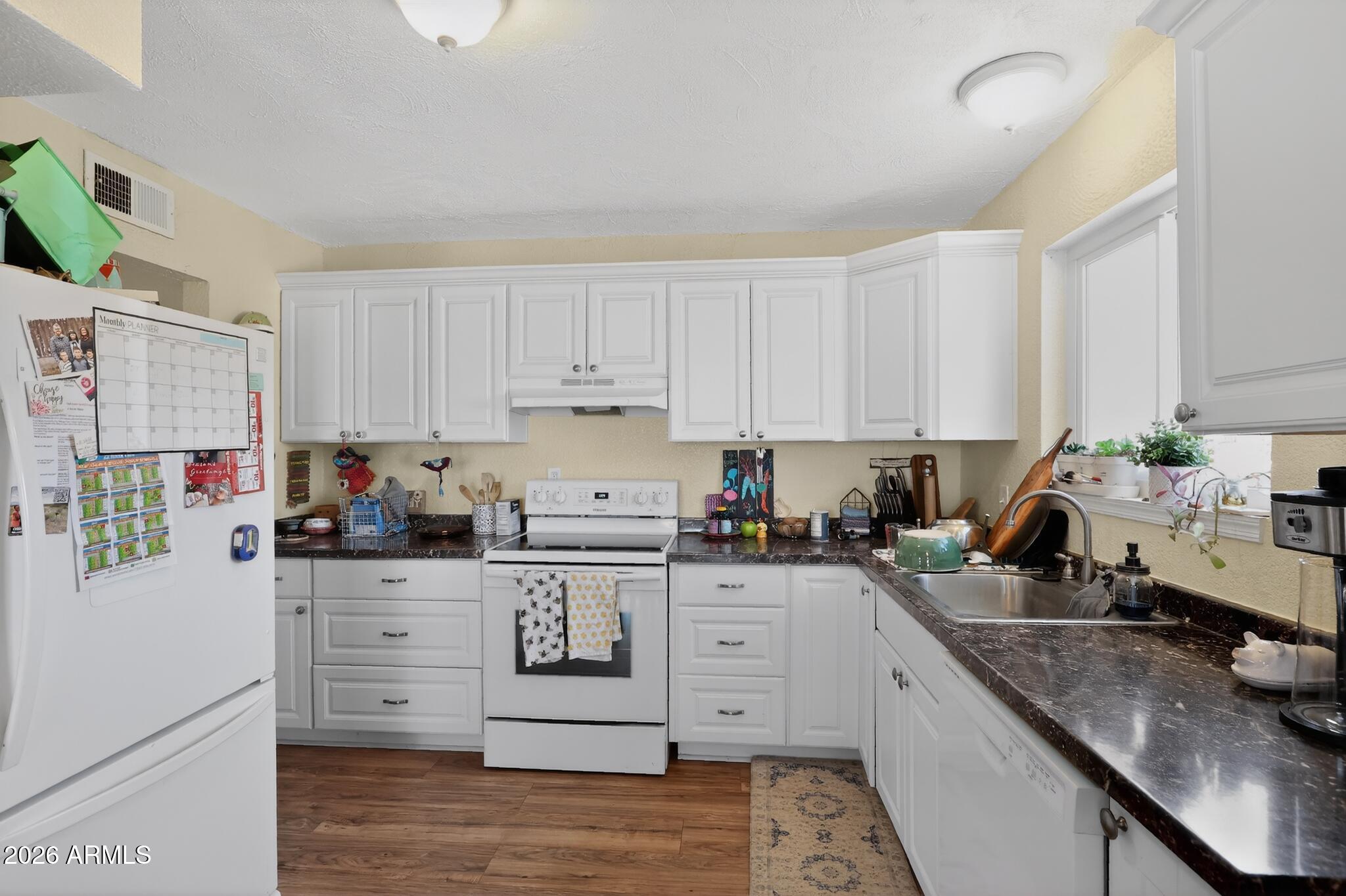 665 Calle Del Sud --