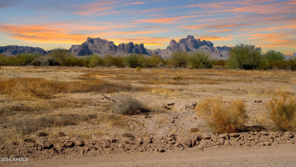 Photo of 7770 S 543rd Avenue #236, Tonopah, AZ 85354 (MLS # 6894344)