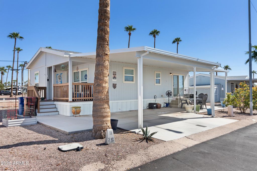 Photo of 7807 E Main Street #H25, Mesa, AZ 85207 (MLS # 6931503)