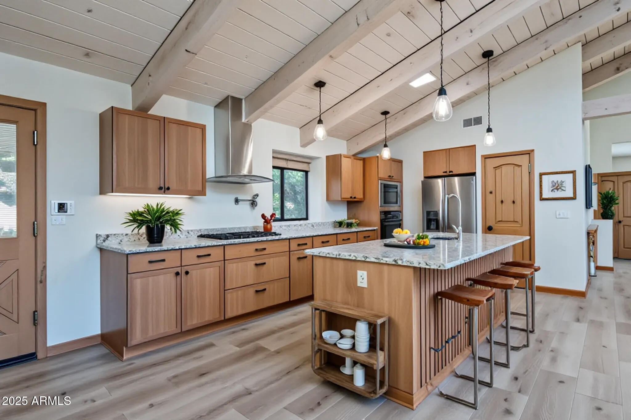 1050 Lee Mountain Road