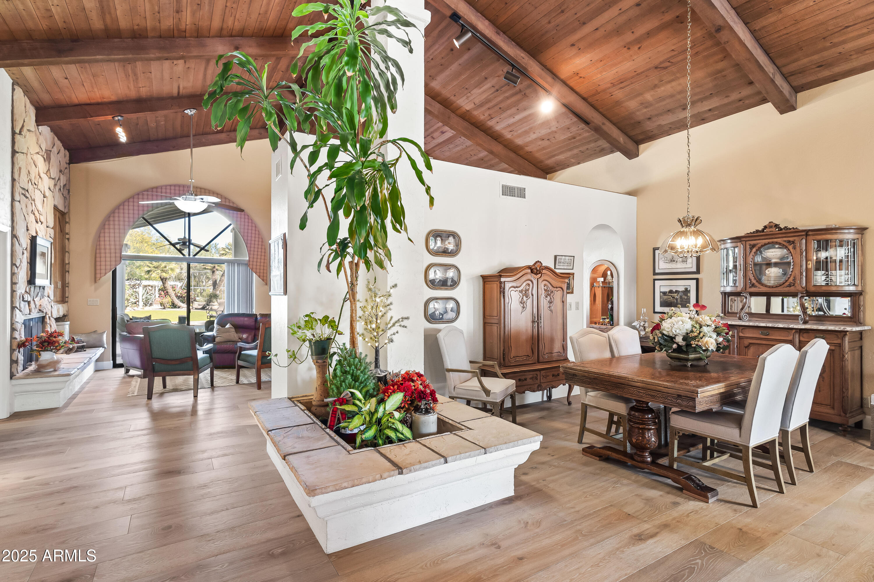 8150 E APPALOOSA Trail