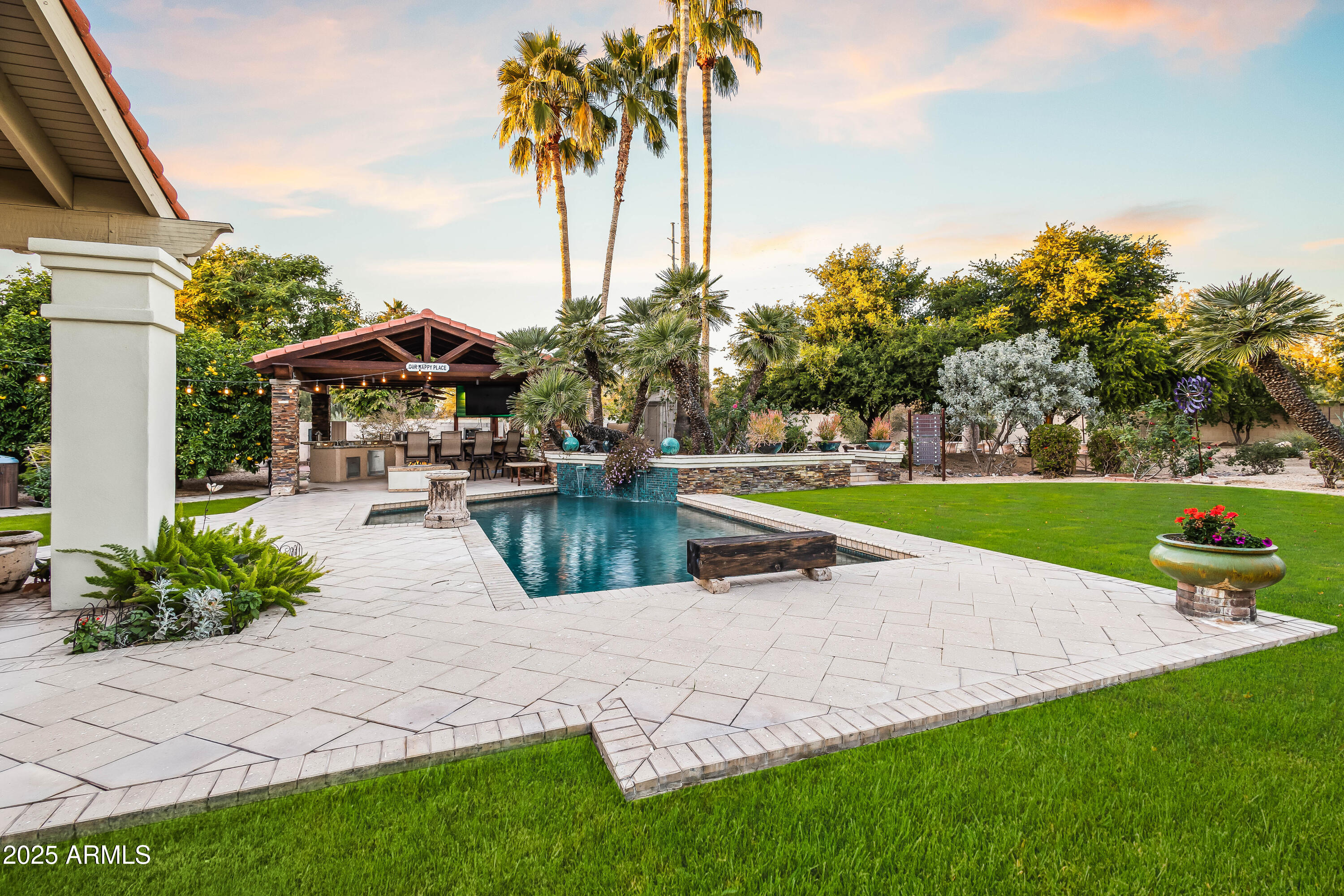 8150 E APPALOOSA Trail