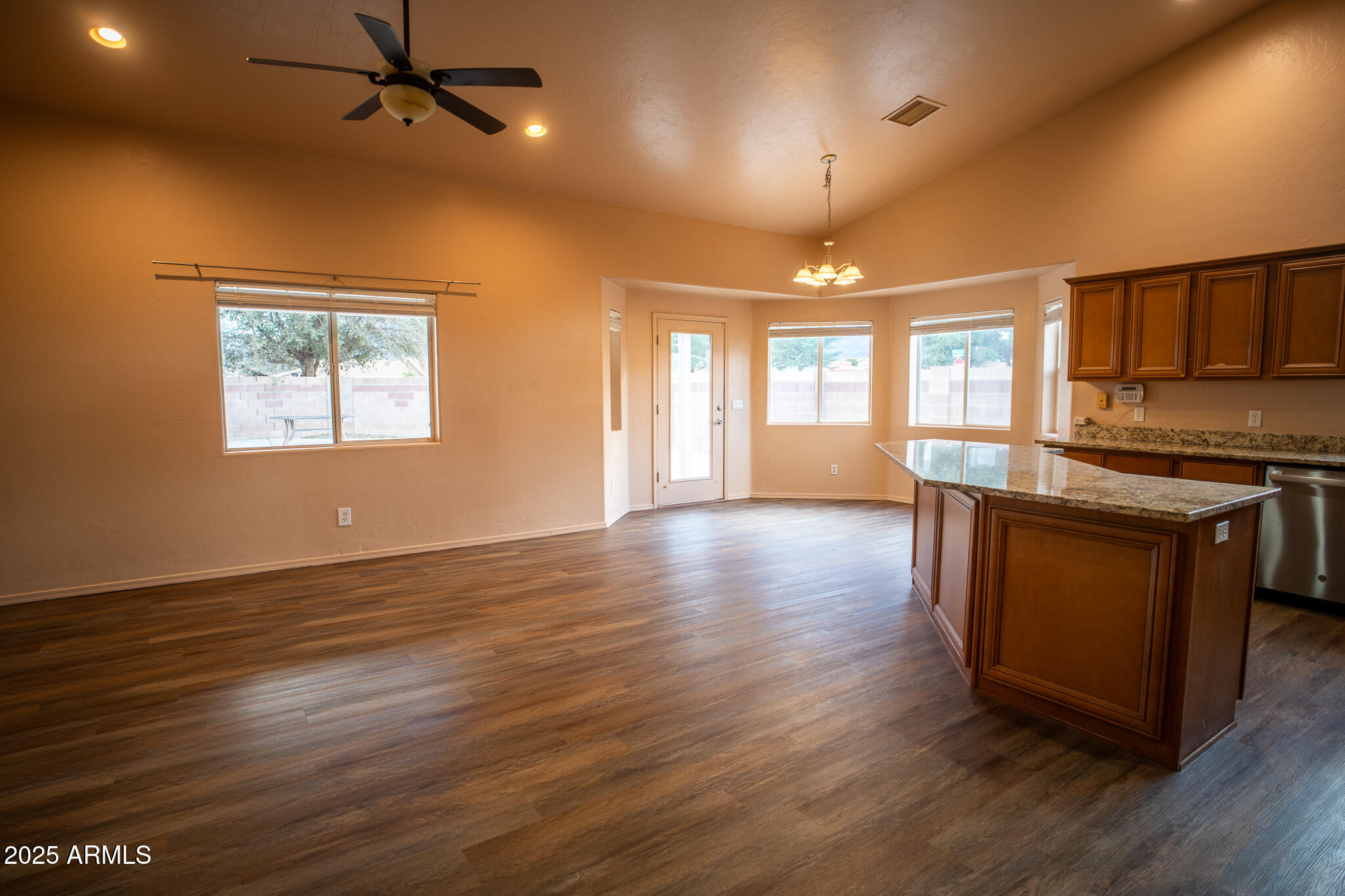 COUNTRY CLUB VILLAGE - Residential