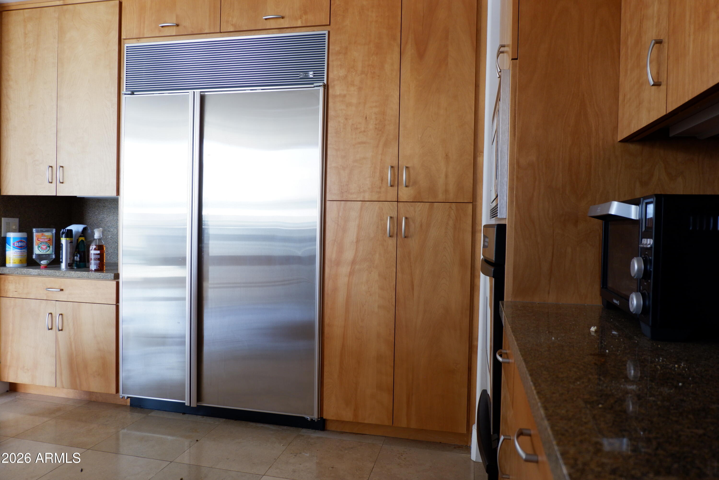 2402 E ESPLANADE Lane 901