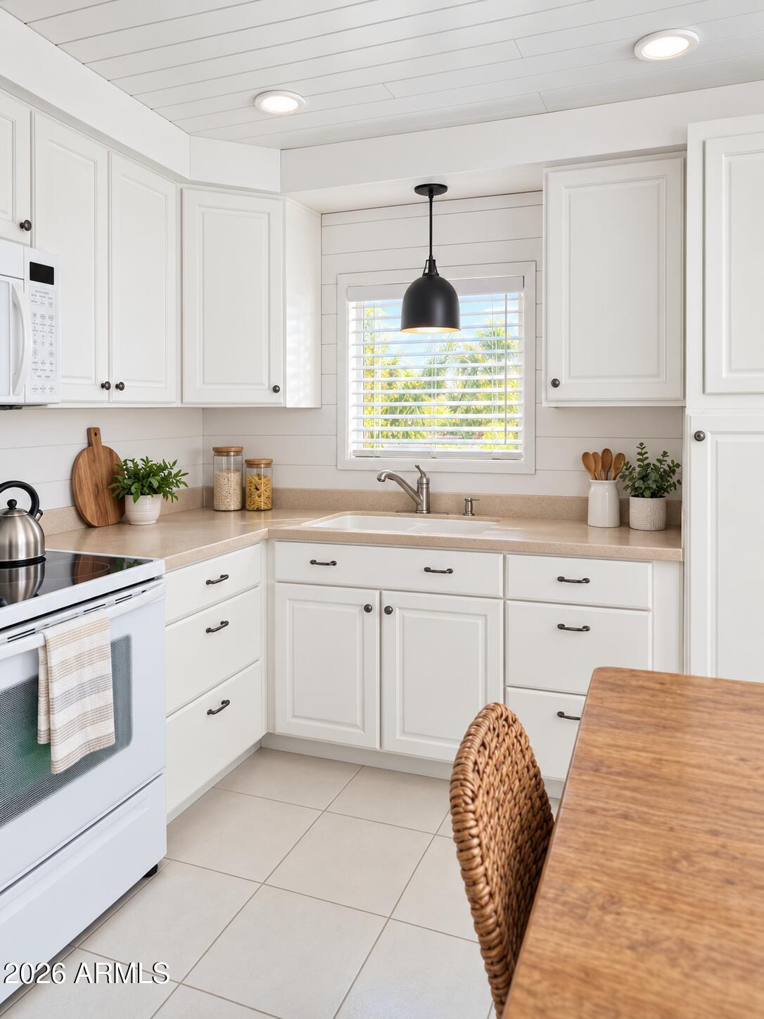 17200 W BELL Road 2232