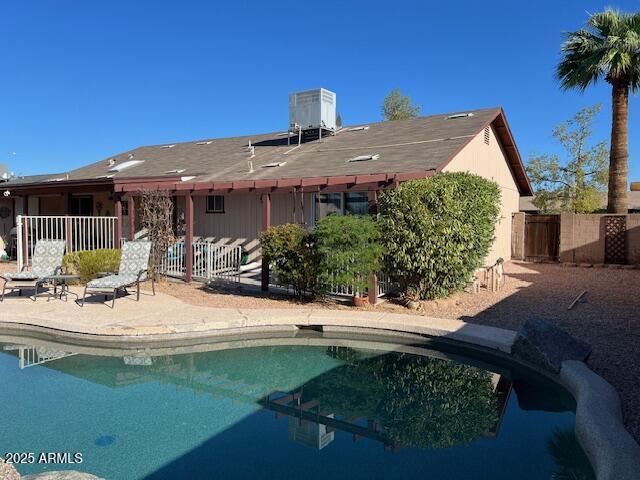 637 E KRAMER Street