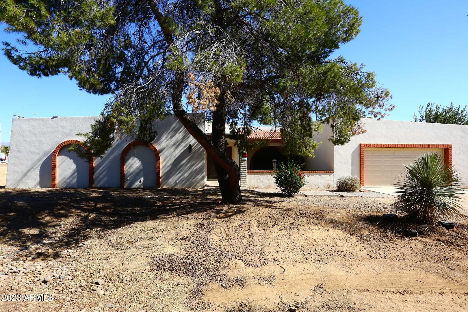 10439 N 64TH Street