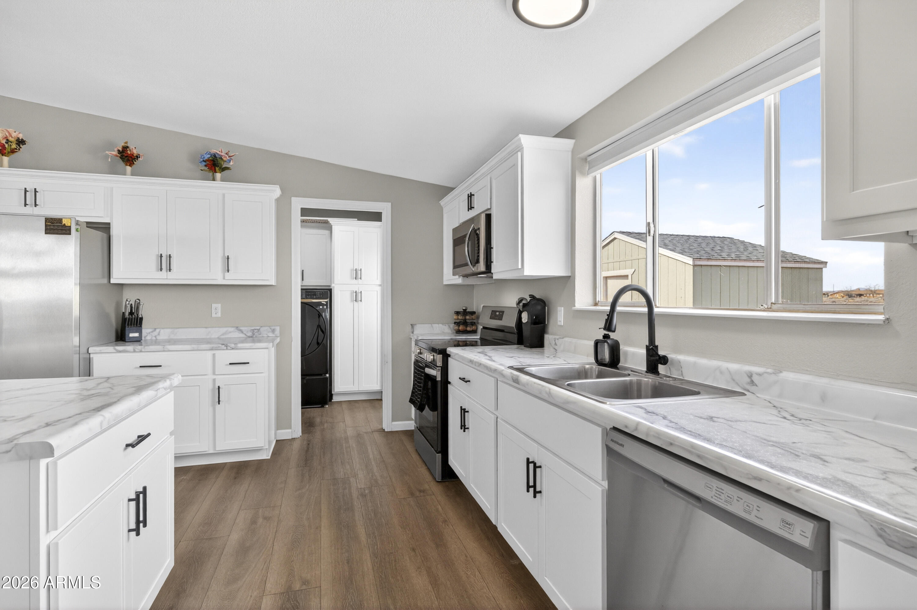 936 DEER FIELD Boulevard