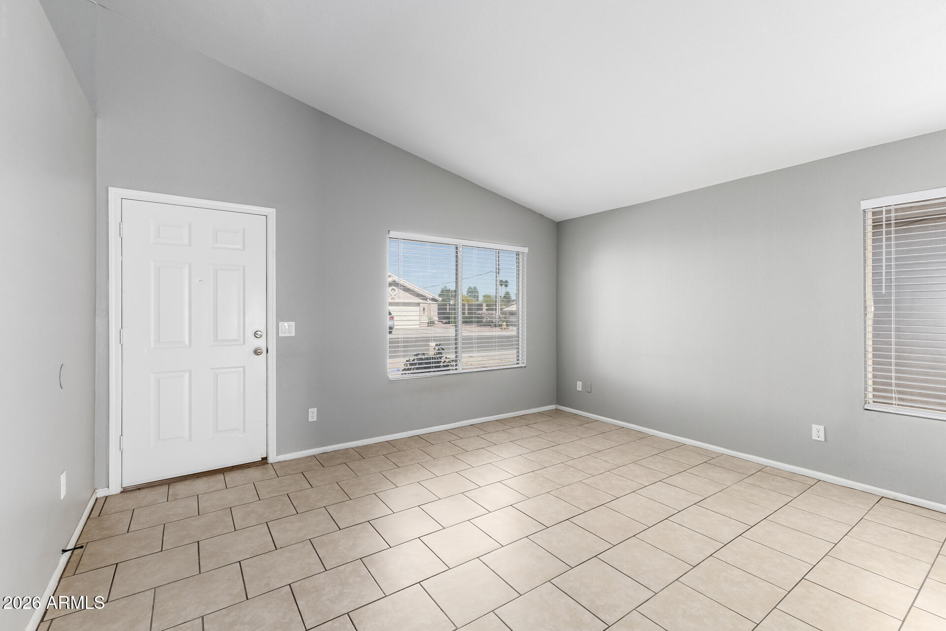 10707 W TURNEY Avenue