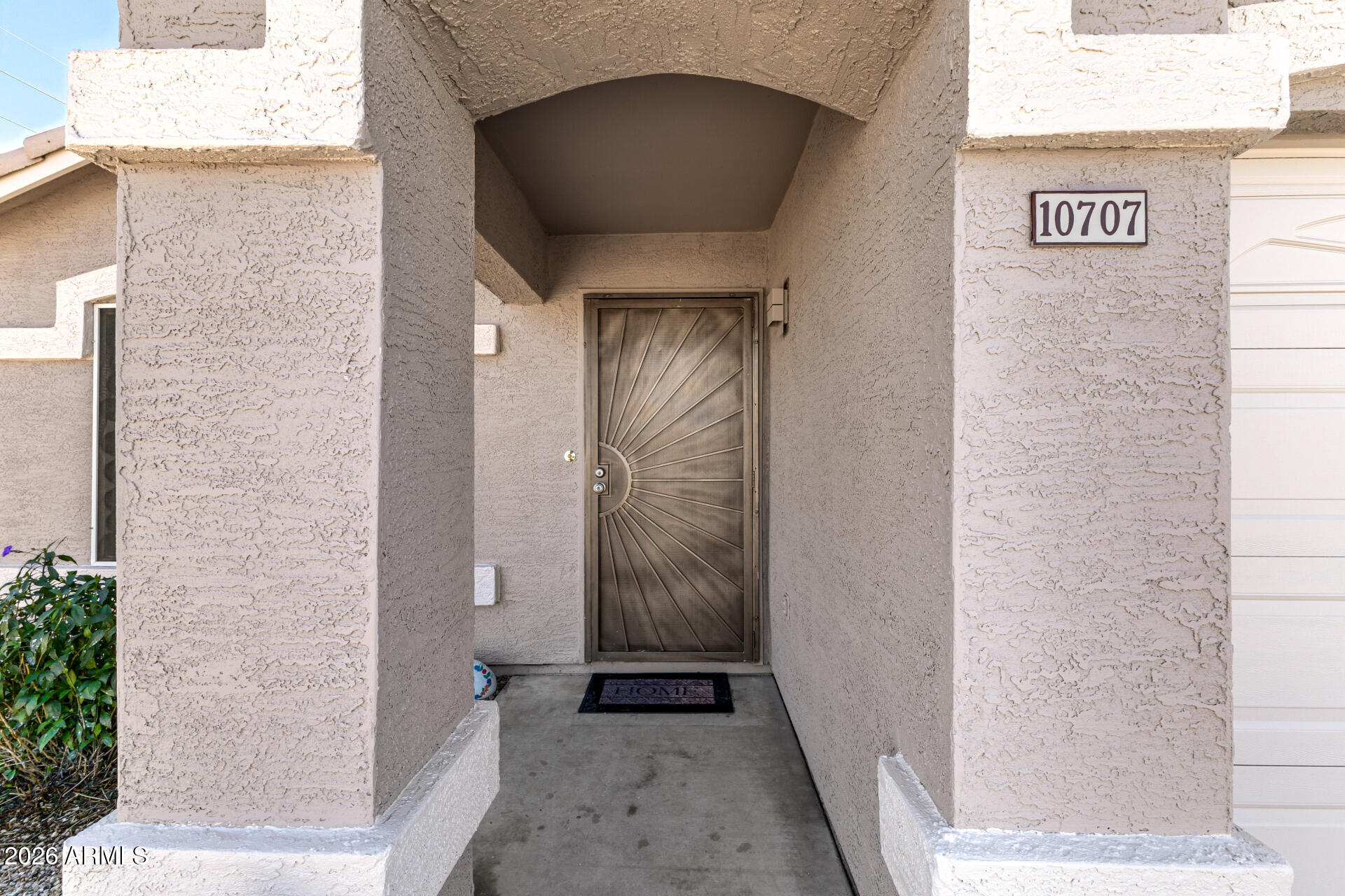 10707 W TURNEY Avenue