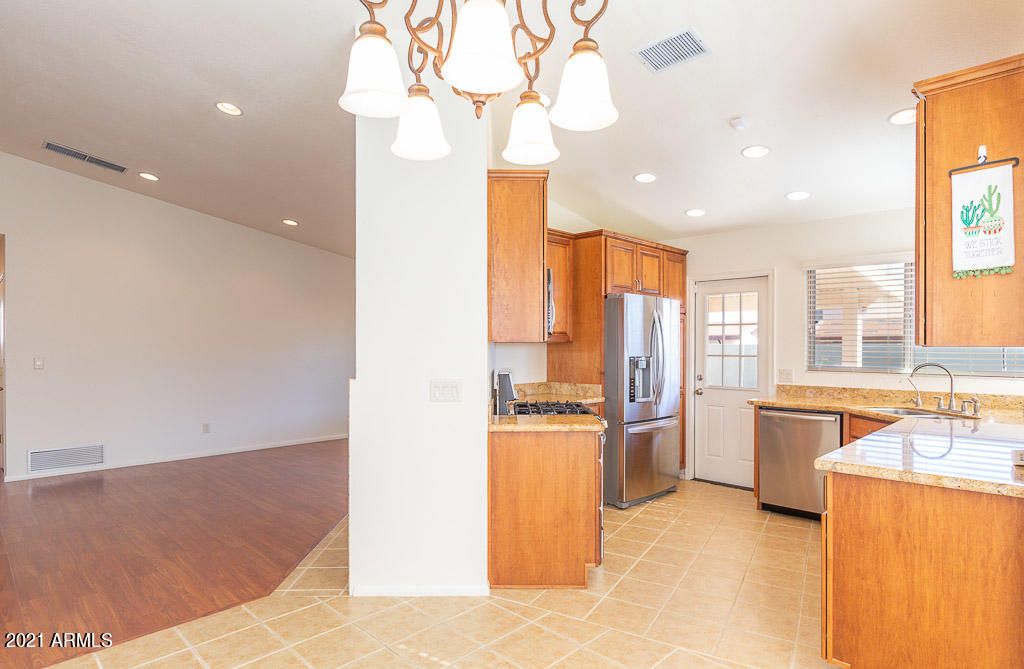 EAGLE RIDGE AMD - Residential