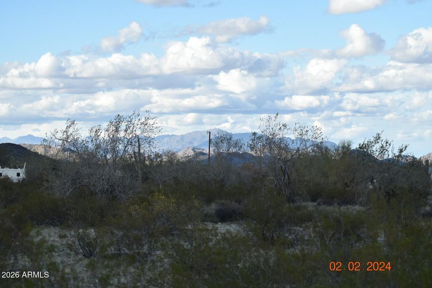 Look at this gorgeous elevated 10 Acre parcel in Maricopa!  What a beauty this is.  The mountains are close to the west and south, and offer exception framing for your views across the valley. Nicely elevated with cactus, and abuts the boundary of future Palo Verde Regional Park. See maps under photos! In the meantime, it backs to USA land.

You get territorial views as the land to the south slopes away to the north and east, giving you some excellent open sight lines.     

This property has a wonderful future.  The owner was going to build here, but moved away from Maricopa.  You have to come and enjoy the views to truly appreciate it. This might not be on market long if owner sells his other property first!  If you love it, don't wait, it could be gone.