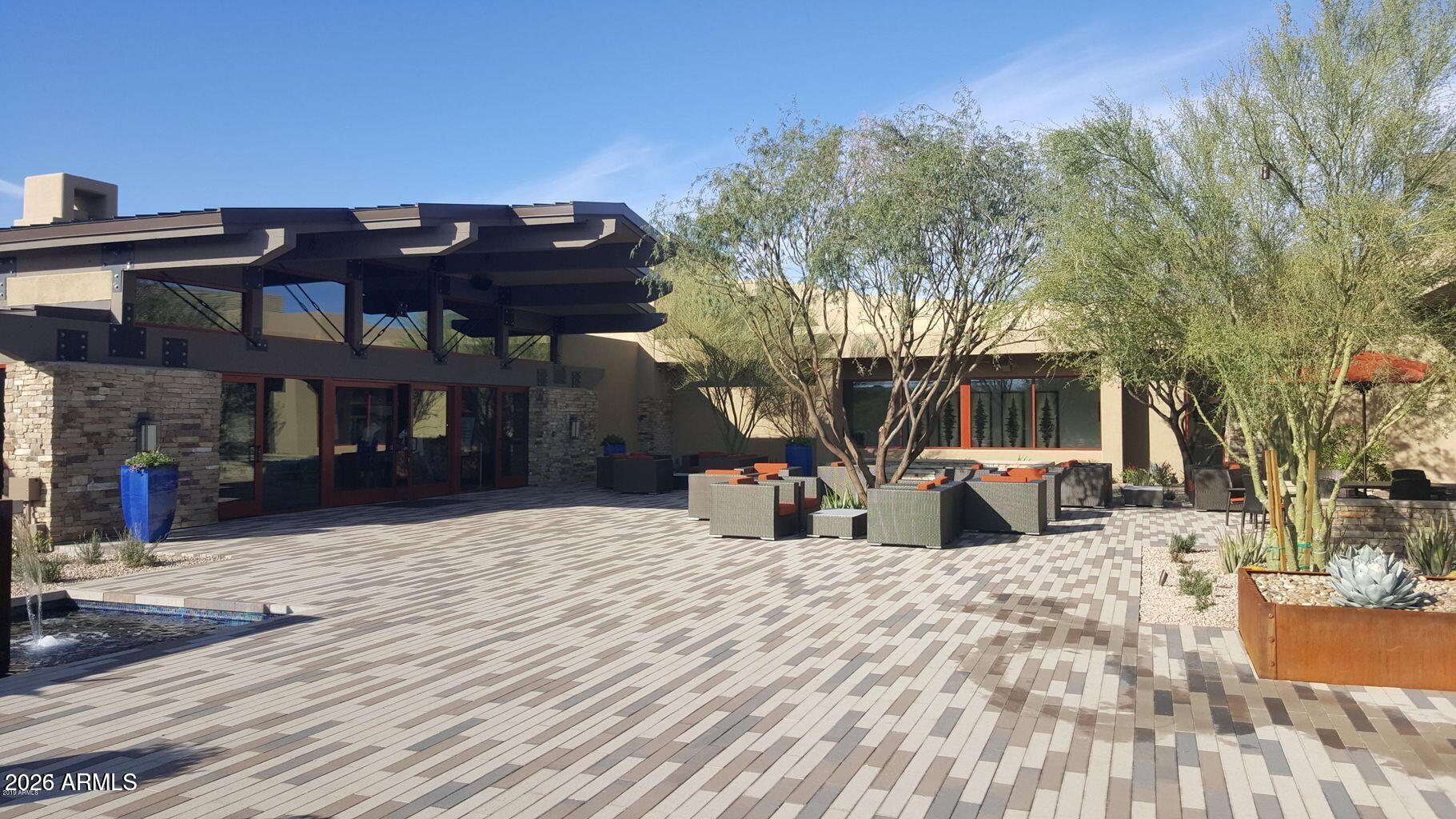 DESERT MOUNTAIN - Land