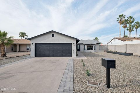 3822 E DAHLIA Drive Phoenix AZ 85032