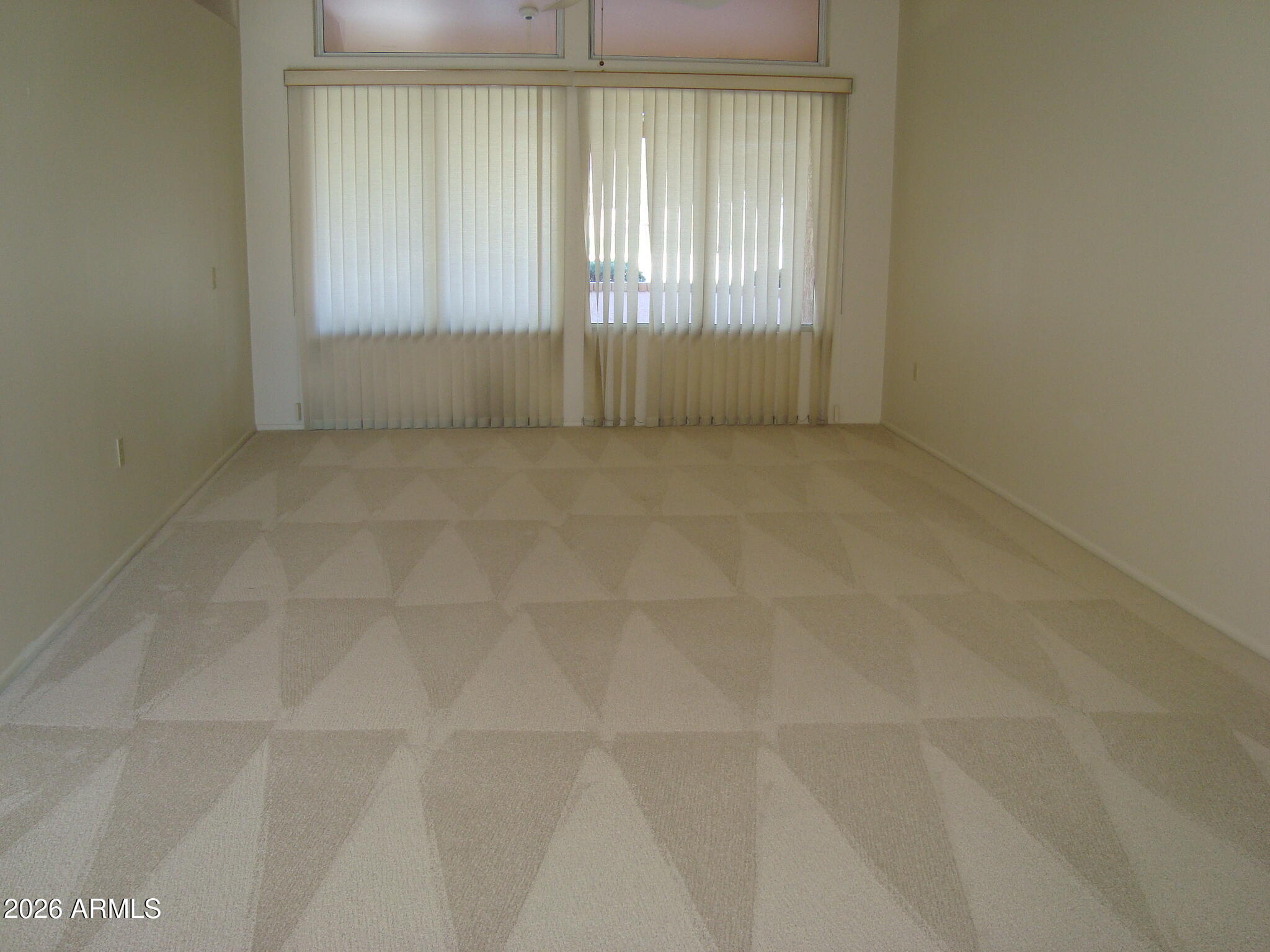 14226 W SKY HAWK Drive