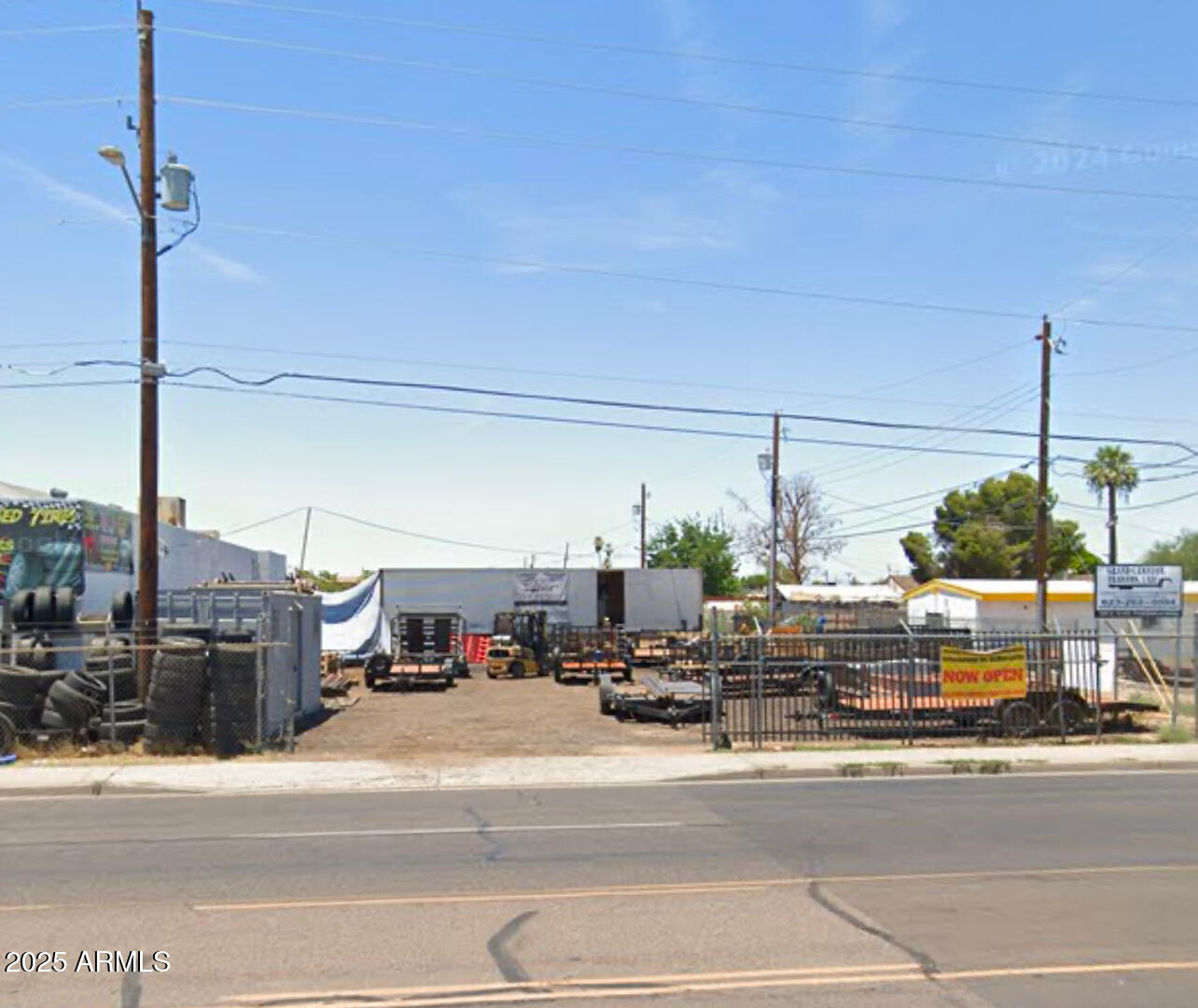 3506 W CORONADO Road