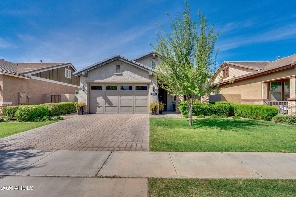 Photo of 3918 E Arabian Drive, Gilbert, AZ 85296 (MLS # 7018757)