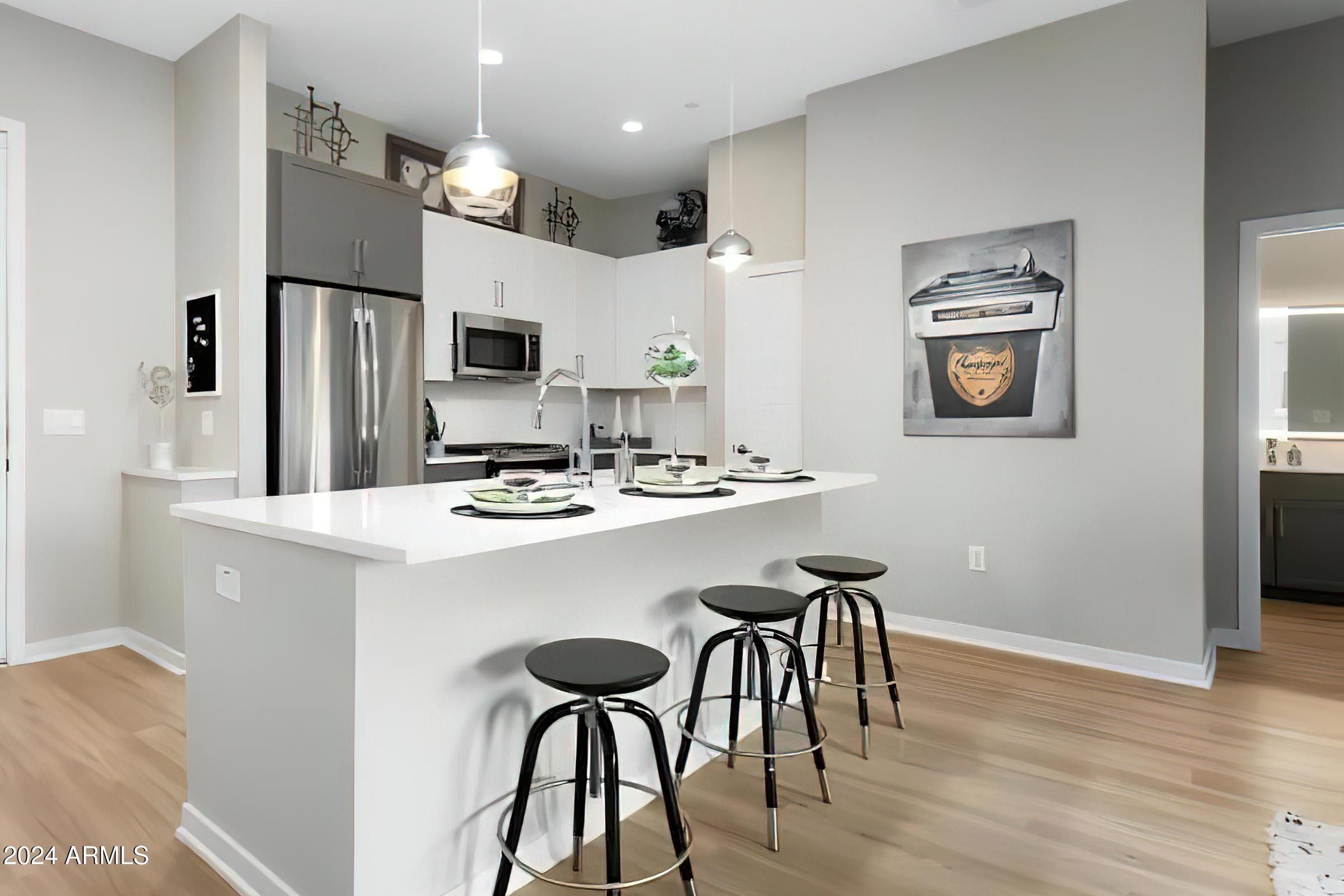 777 E STELLA Lane B1