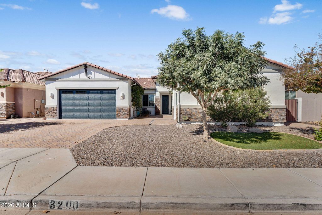 Photo of 3200 S Pinnacle Drive, Chandler, AZ 85286 (MLS # 6982920)