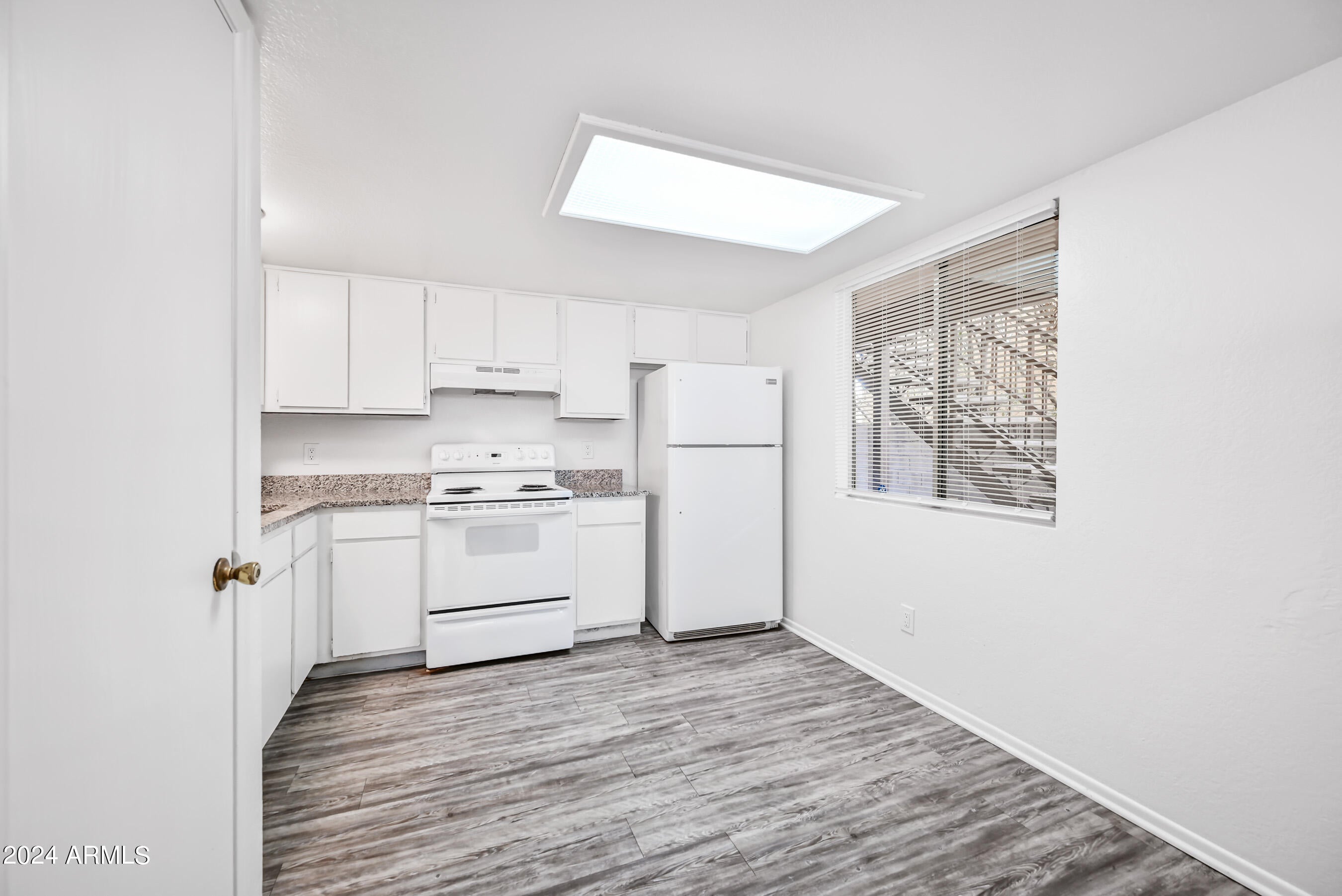 436 W Clark Street Apt 101
