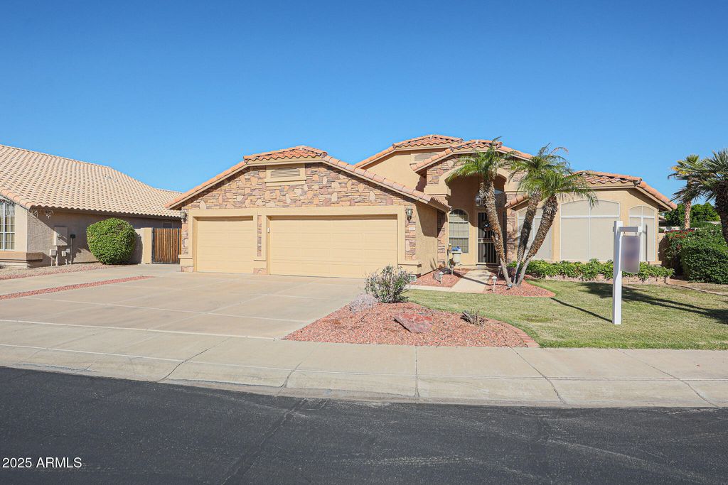 Photo of 2140 N 124th Drive, Avondale, AZ 85392 (MLS # 6953975)