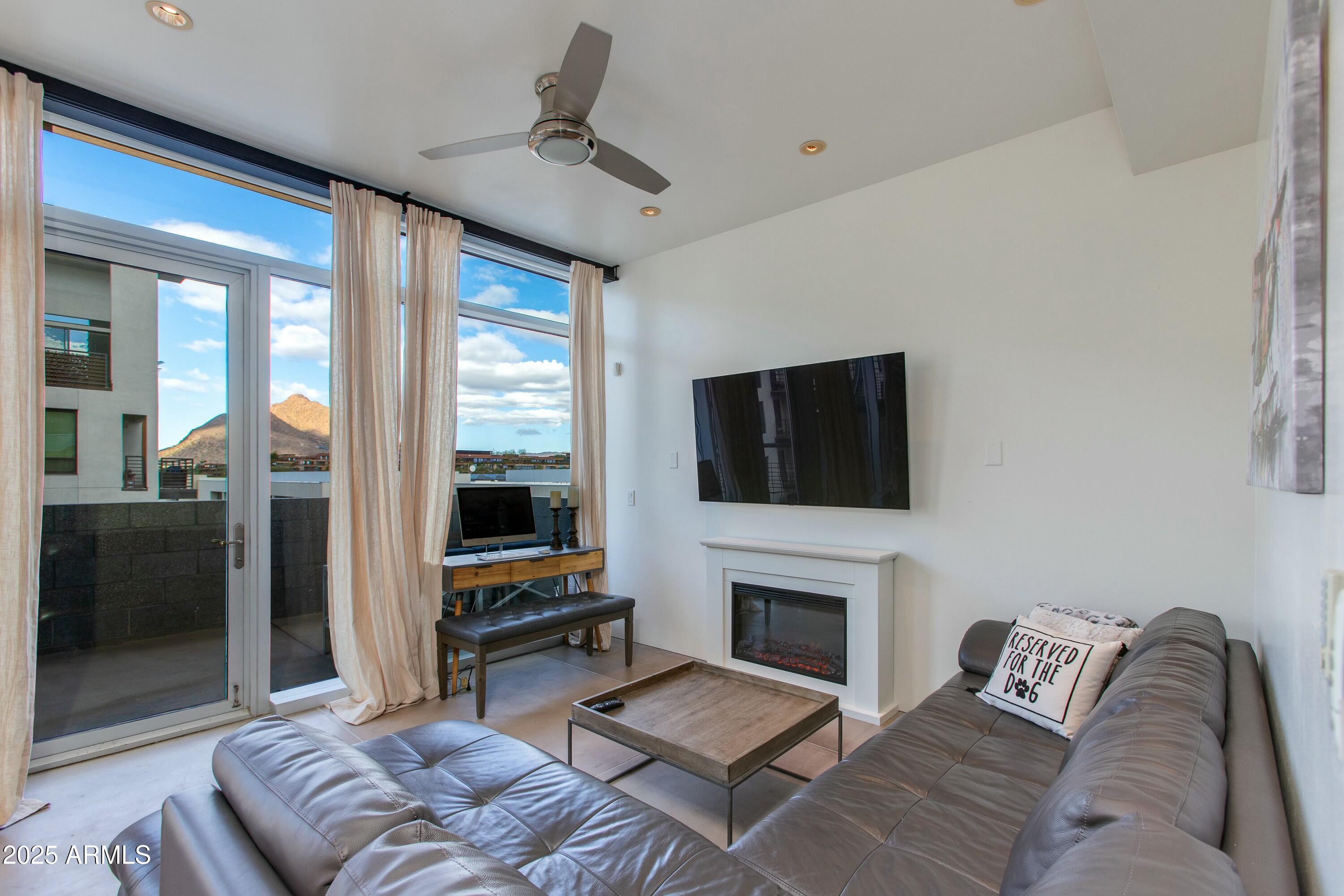 4747 N SCOTTSDALE Road 4009