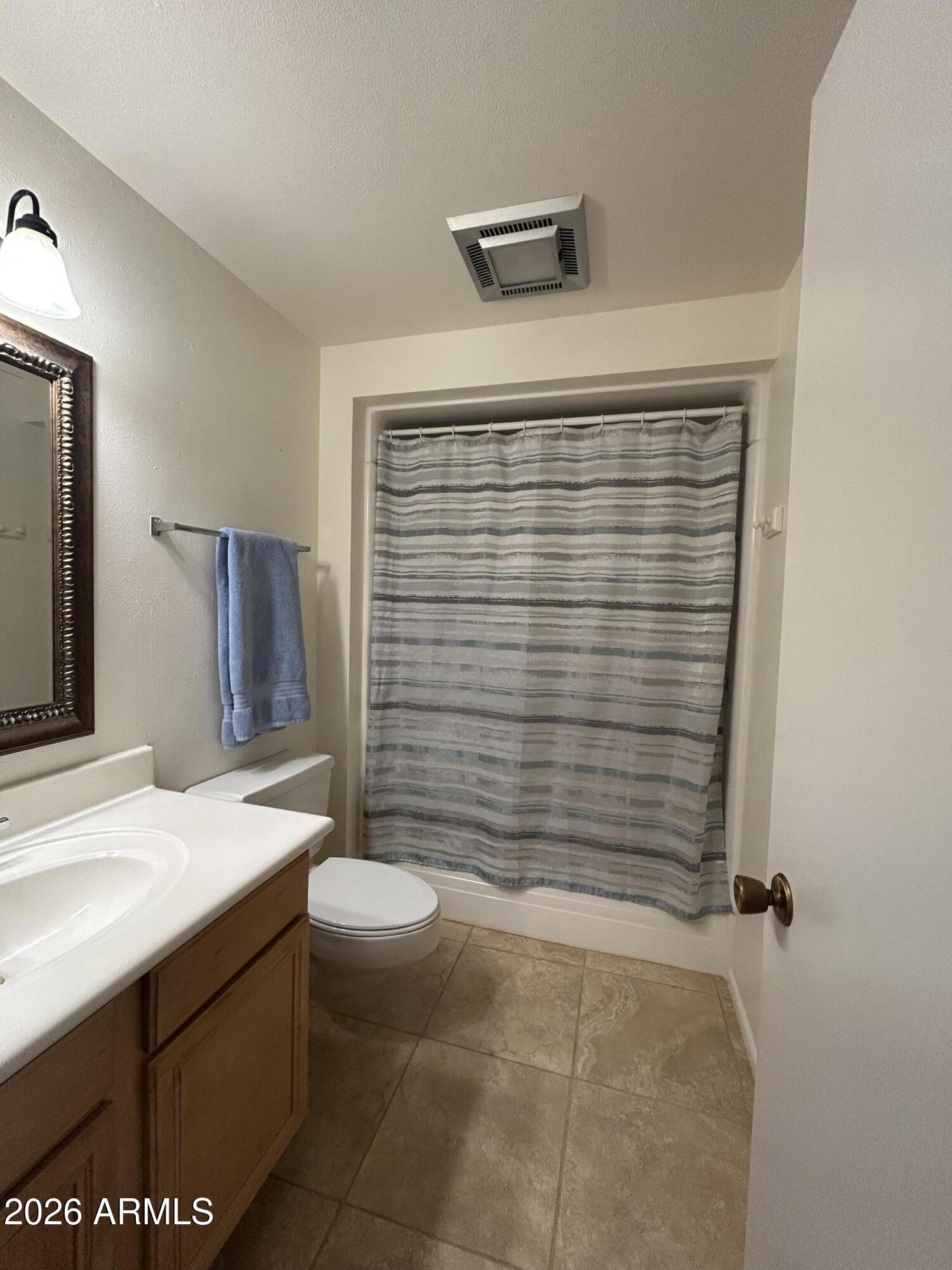 10878 W COGGINS Drive