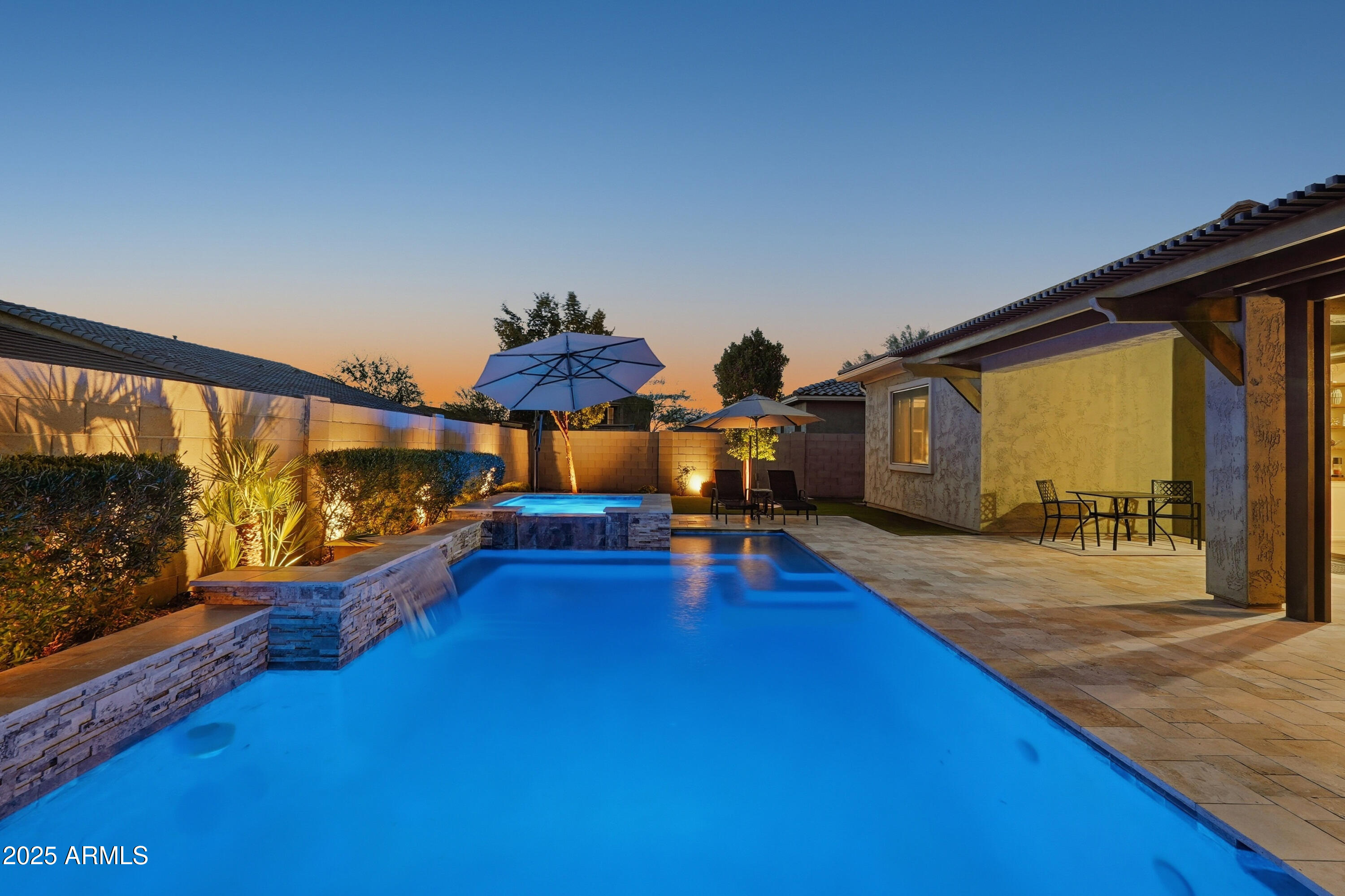 10249 W HEDGE HOG Place