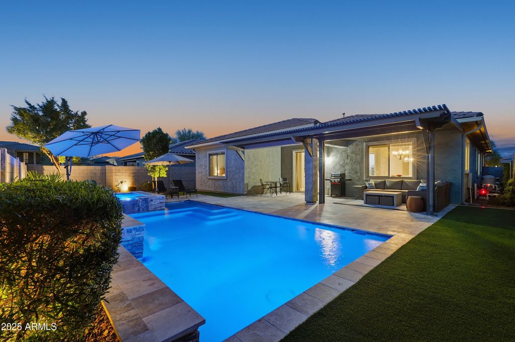 Photo of 10249 W Hedge Hog Place, Peoria, AZ 85383 (MLS # 6956651)