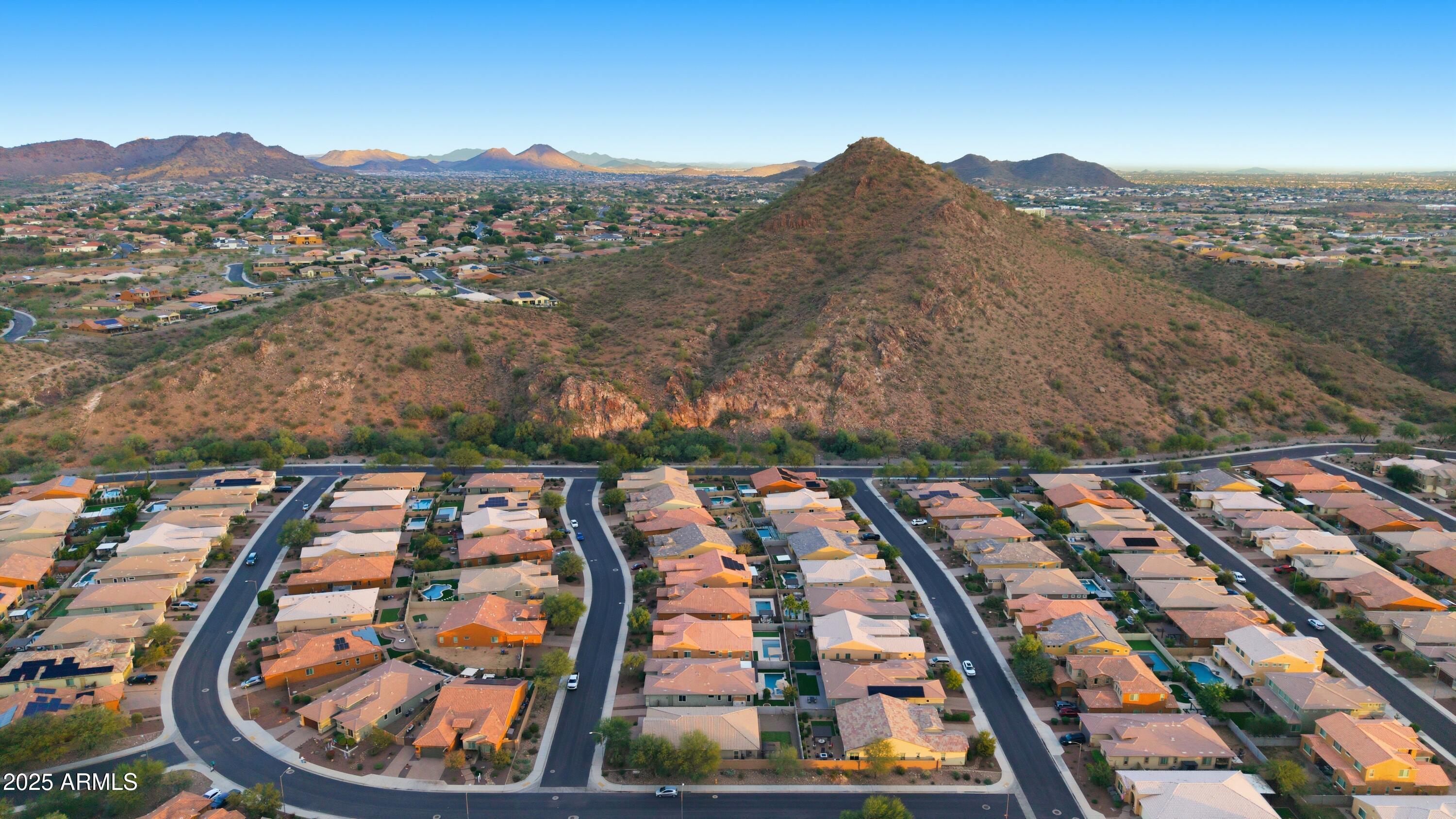 10249 W HEDGE HOG Place