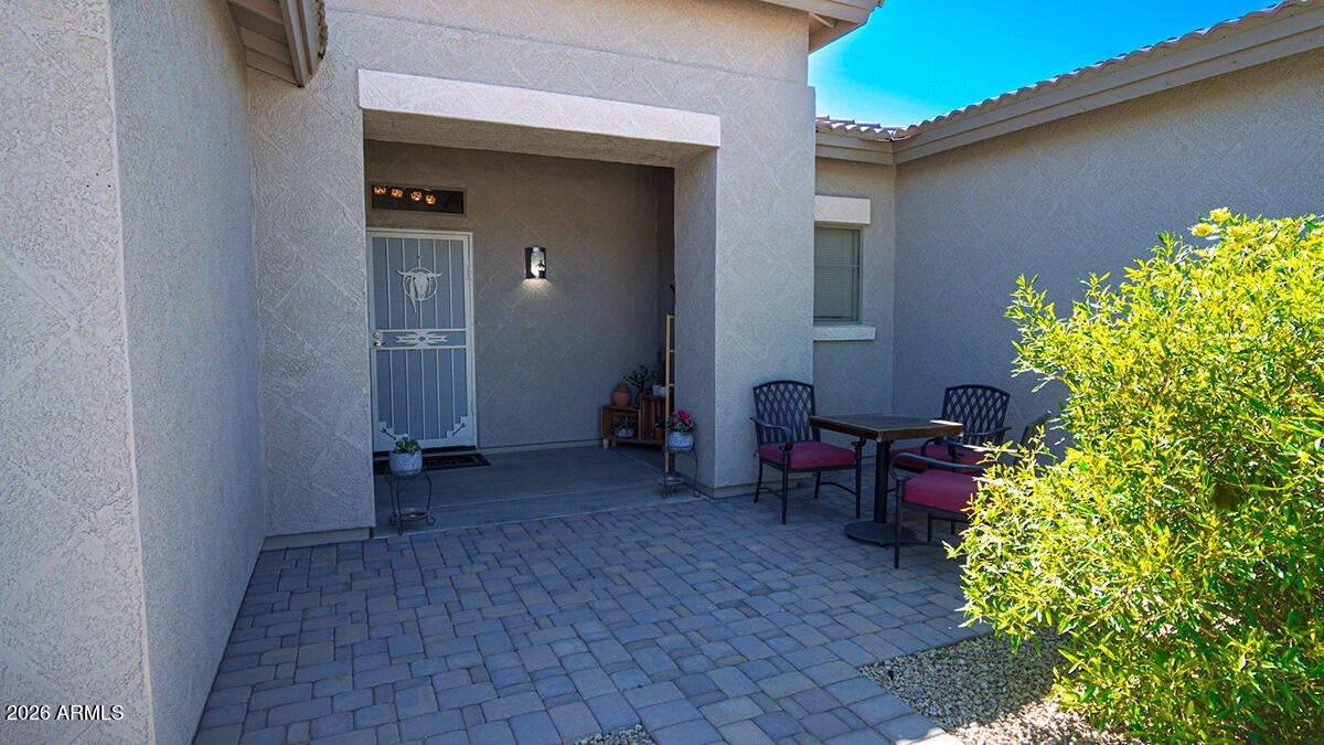 21269 E ROUNDUP Way