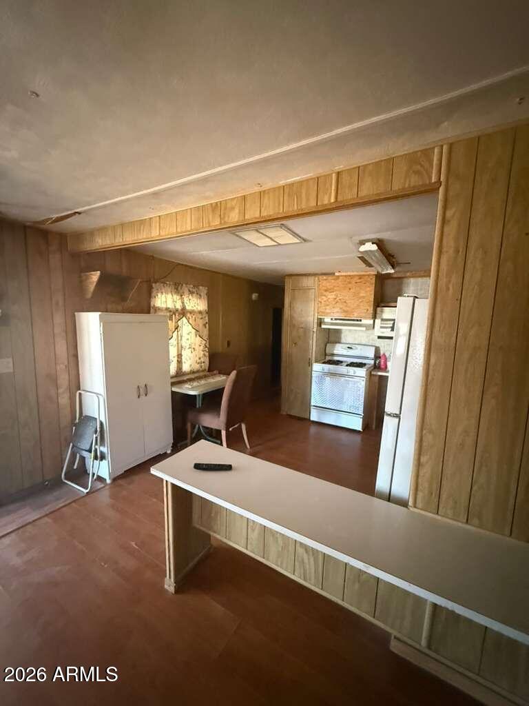 LAKE PLEASANT MOBILE HOME ESTATES - Residential