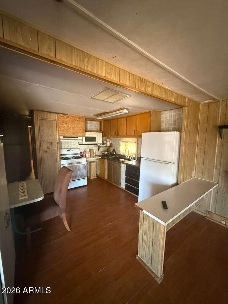 10811 W MICHAEL Drive