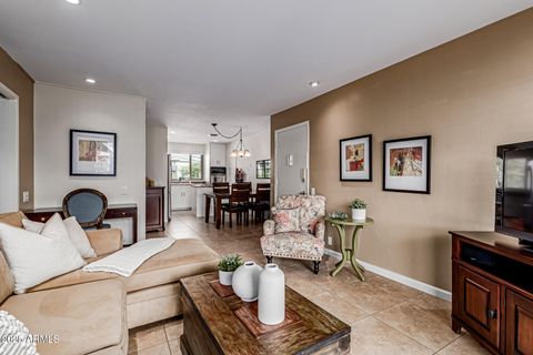 Photo of 500 W Clarendon Avenue #F6, Phoenix, AZ 85013 (MLS # 6923913)