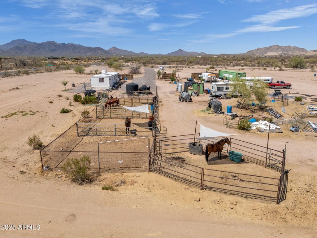Photo of 2515 S Amarillo Valley Road #15, Maricopa, AZ 85139 (MLS # 6880162)