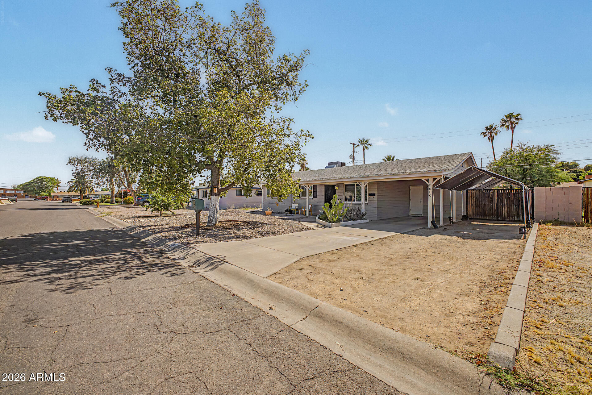 7040 N 22nd Drive