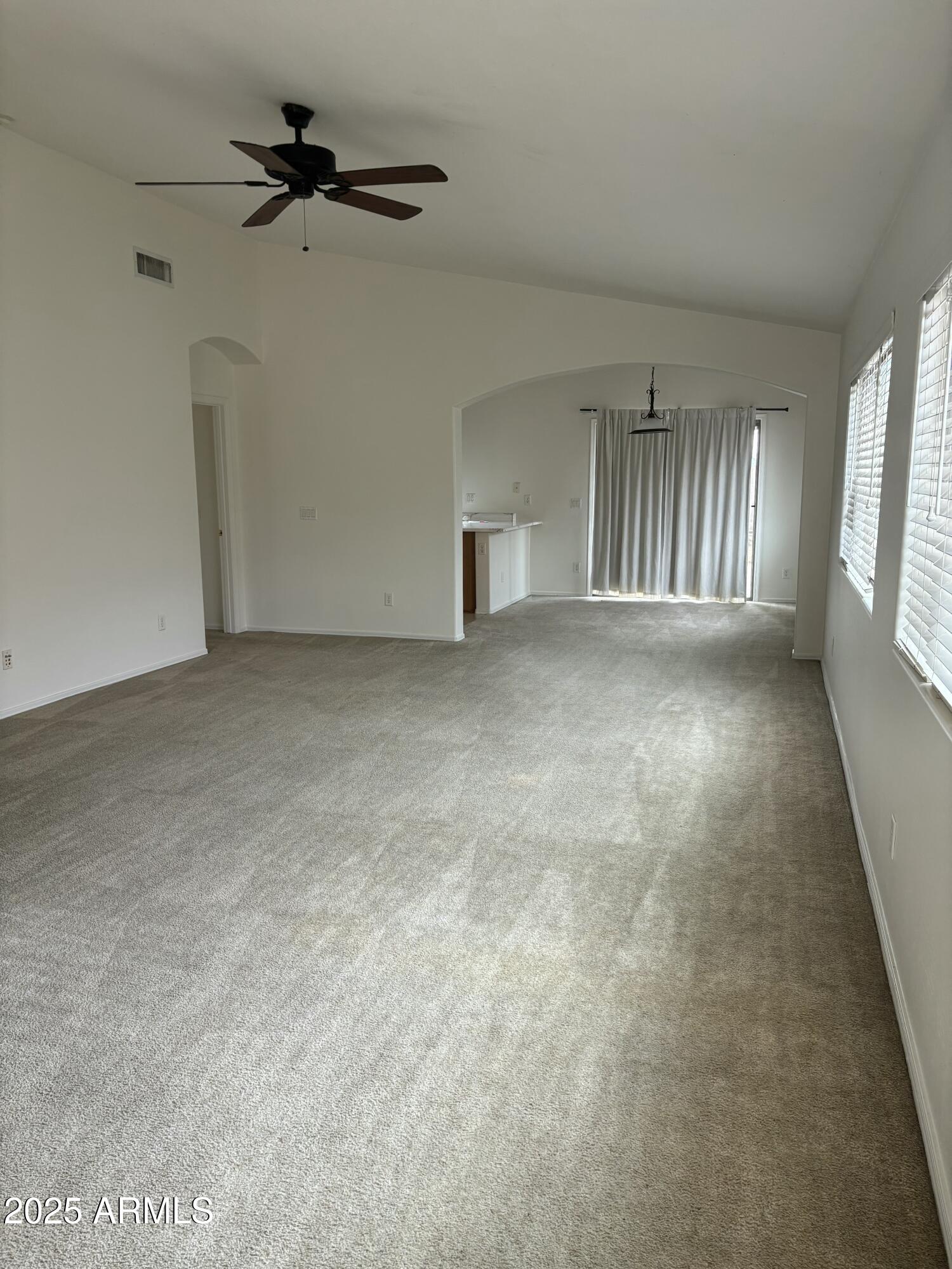 25719 W ST CHARLES Court