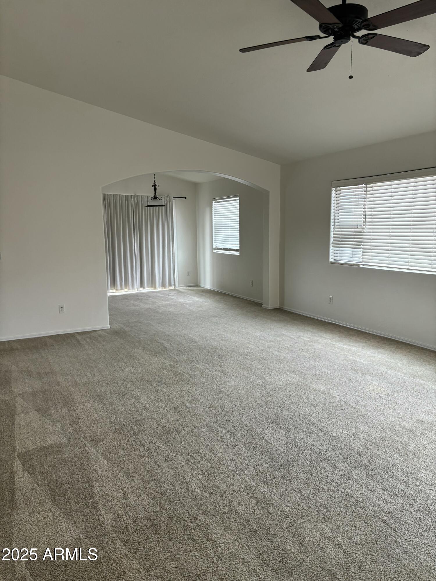 25719 W ST CHARLES Court