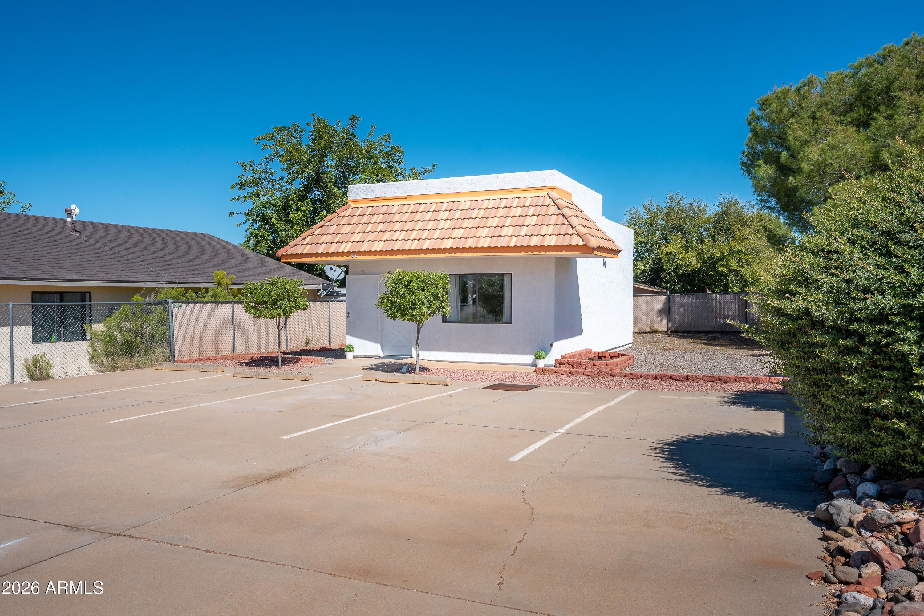 2593 S VILLAGE Drive