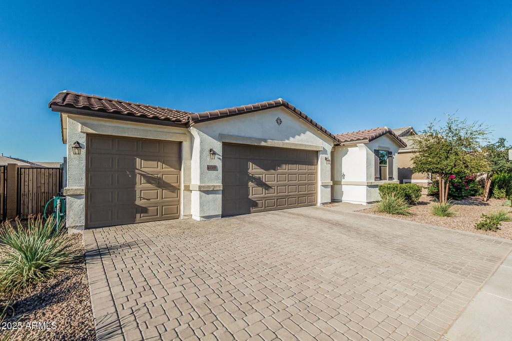 Photo of 40500 W Agave Road, Maricopa, AZ 85138 (MLS # 6927480)